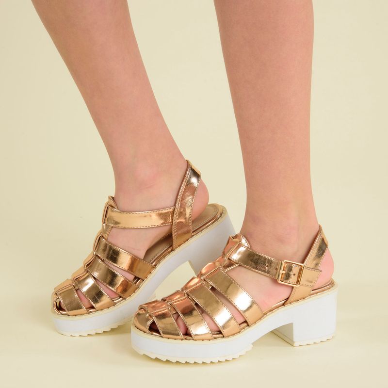 Sandalia Pasley [30-35]