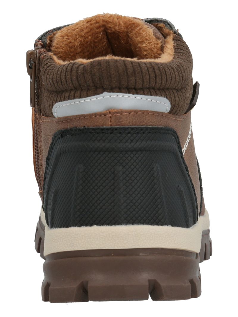 Botin-Niño-Tesla-2-Cafe-Calpany