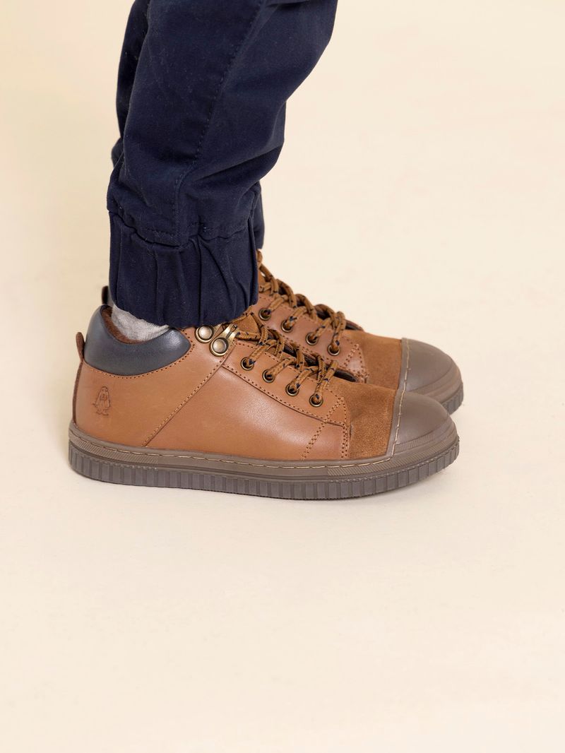 Zapatilla Cuero Niño Waco Café